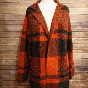 Joseph A Plaid Sweater/Blazer